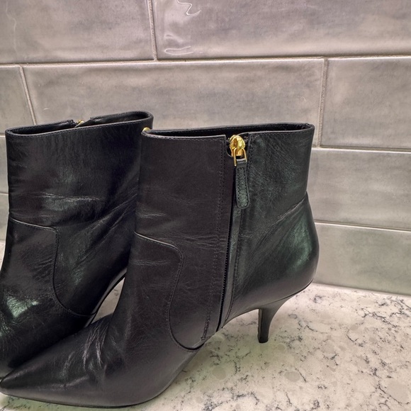 Tory Burch Black Nappa Leather Kitten Heel Ankle Boots  Ret.$475 Size 8 - Picture 4 of 7